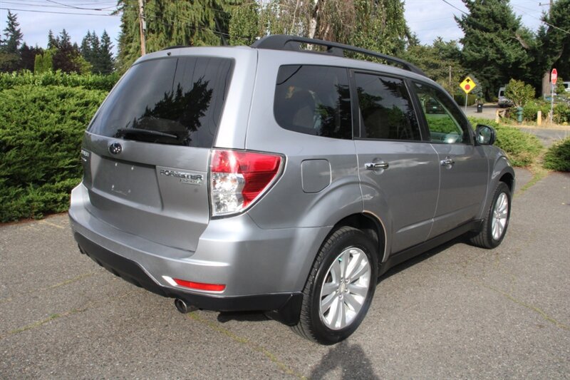 Used 2011 Subaru Forester 2.5X Limited AWD/4WD image 3