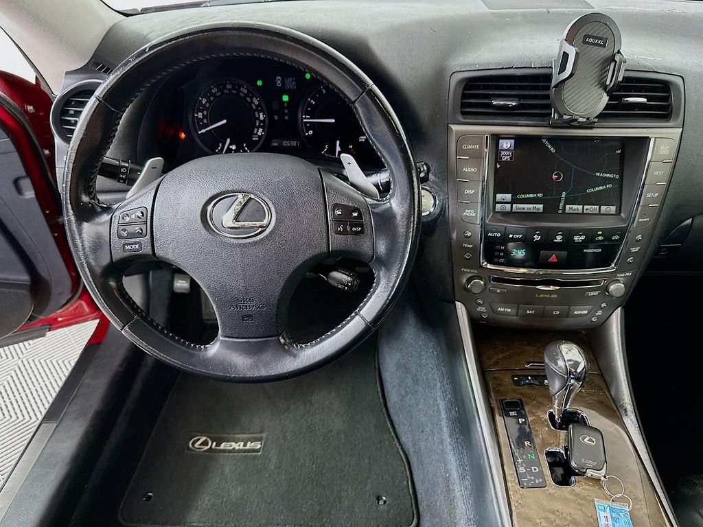 Used 2010 Lexus IS 250C RWD image 19