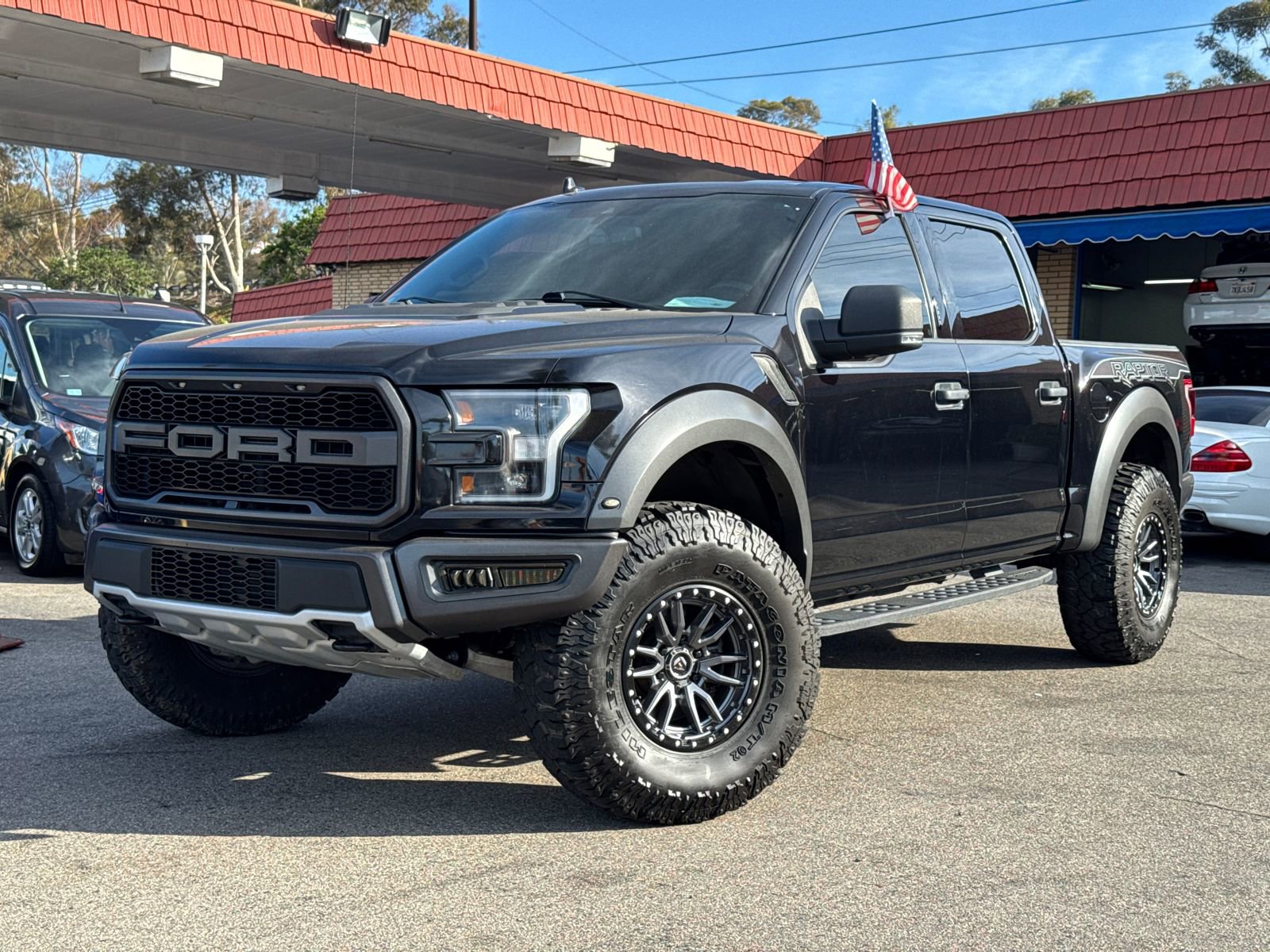 Used 2020 Ford F150 Raptor w/ Equipment Group 801A Mid image 2