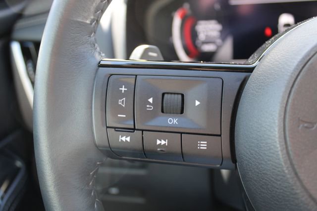 Used 2024 Nissan Rogue SL w/ SL Premium Package AWD/4WD image 32