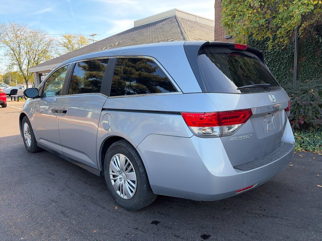 Used 2016 Honda Odyssey LX image 8