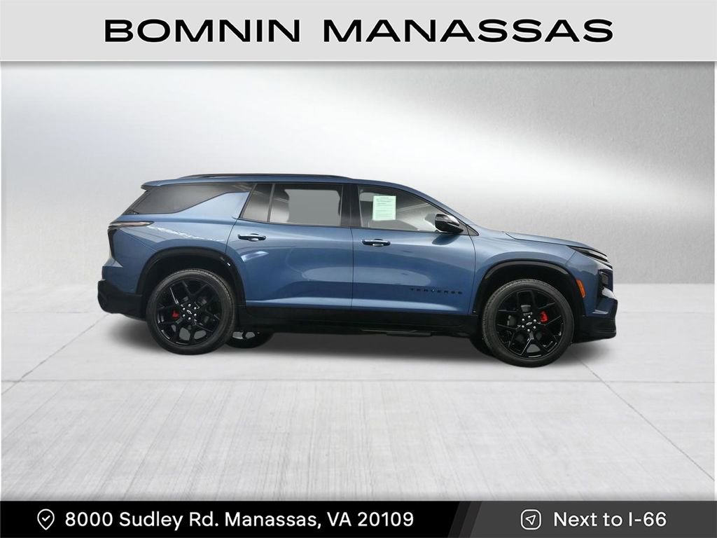 Used 2024 Chevrolet Traverse RS image 26