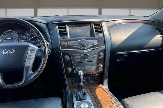 Used 2017 INFINITI QX80 2WD w/ Driver Assistance Package image 6