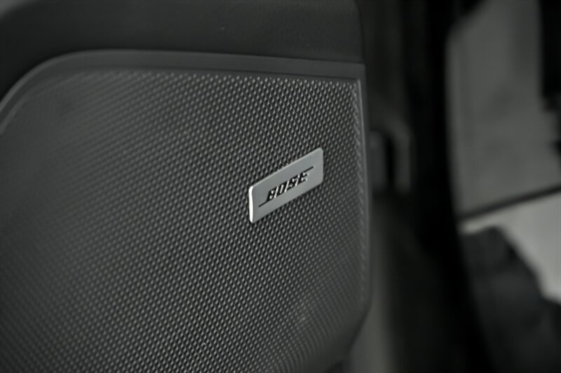 Used 2020 Porsche Cayenne AWD/4WD image 15