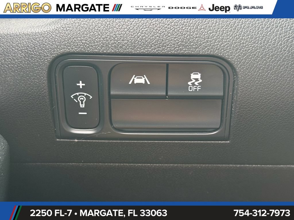 Used 2022 Kia Sorento S FWD image 35