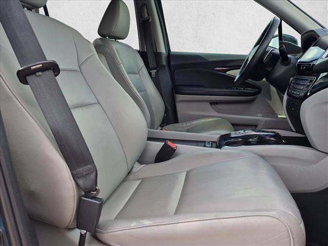 Used 2016 Honda Pilot Touring image 24