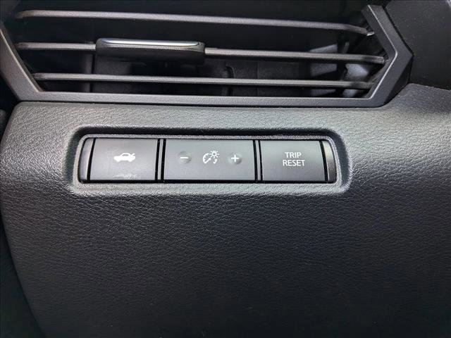 Used 2024 Nissan Altima 2.5 SV FWD image 16