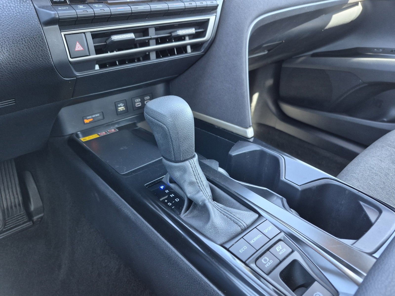 Certified 2025 Toyota Camry LE image 12