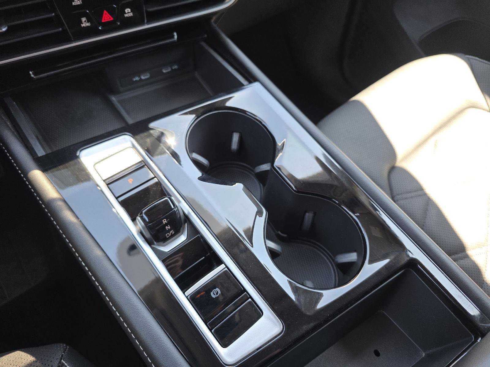 Used 2024 Volkswagen Atlas SE image 26