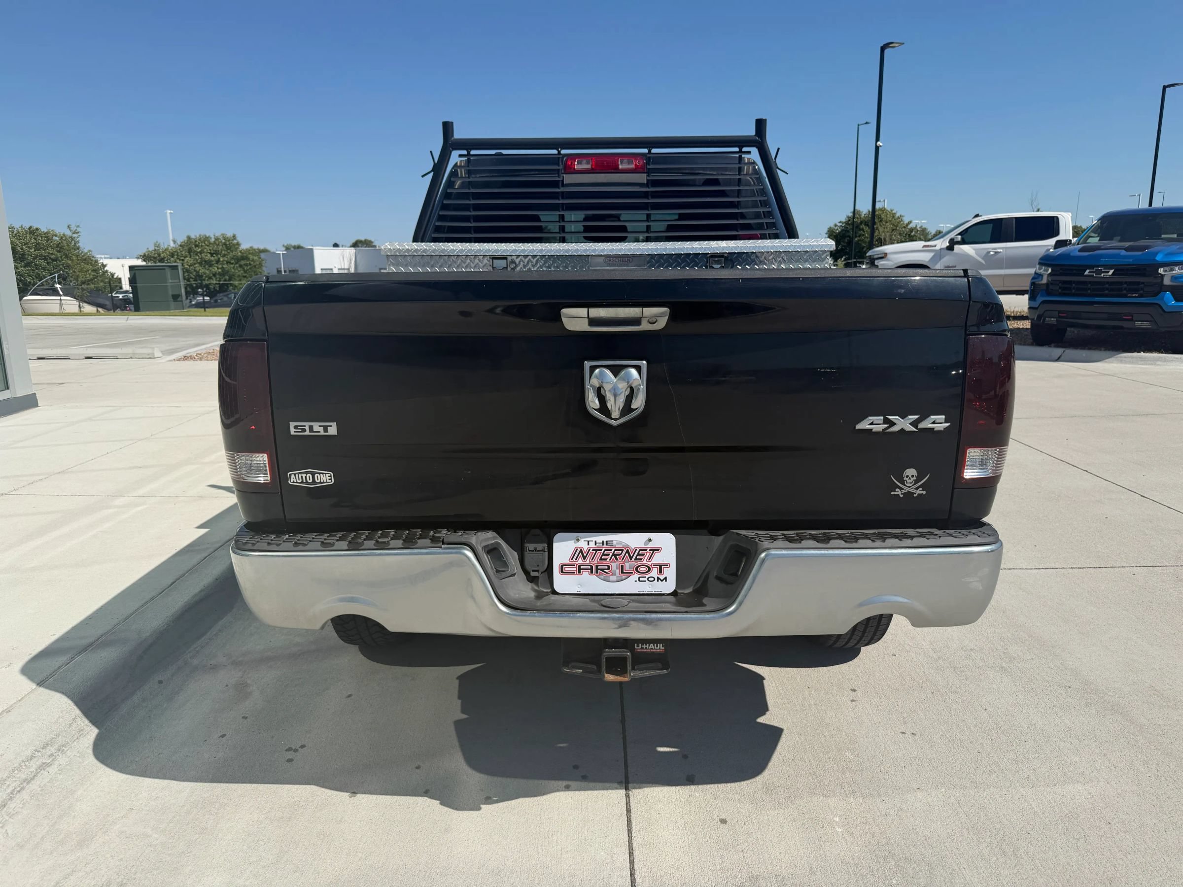Used 2014 RAM 1500 Classic SLT AWD/4WD image 2