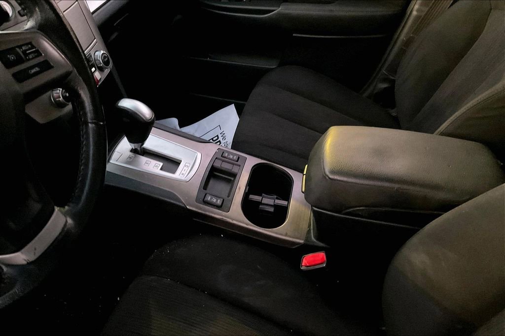 Used 2013 Subaru Outback 2.5i Premium image 20