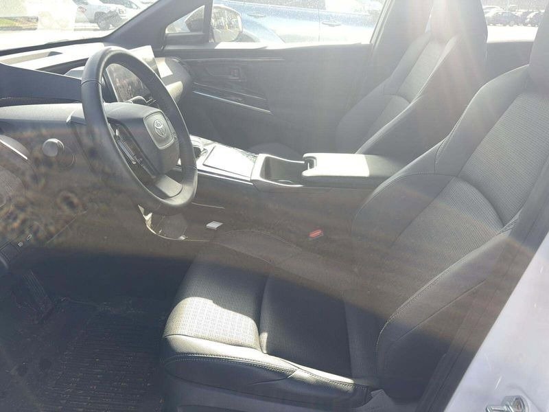 Used 2023 Toyota bZ4X Limited image 9