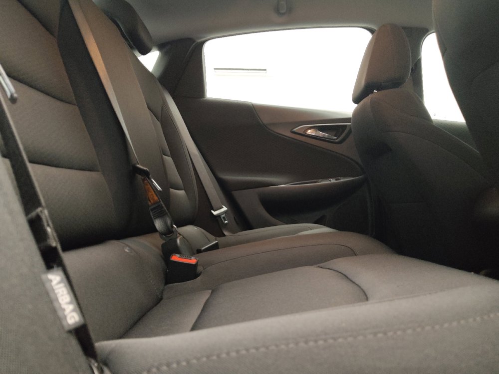 Used 2025 Chevrolet Malibu LS FWD image 19