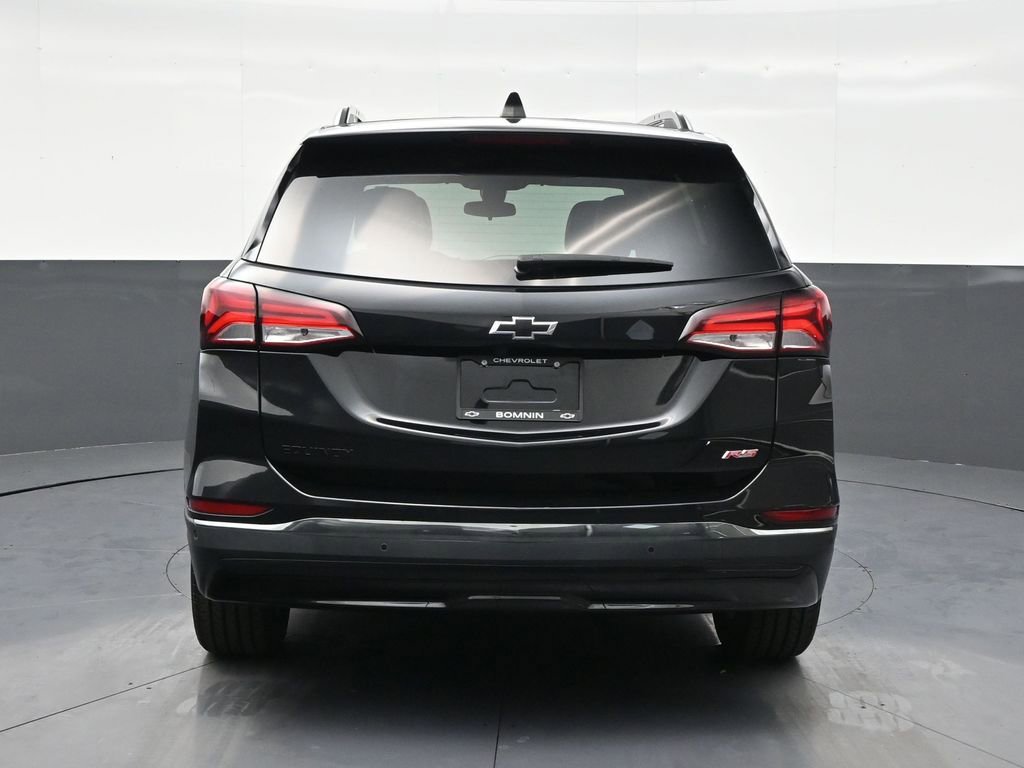 Used 2023 Chevrolet Equinox RS image 4