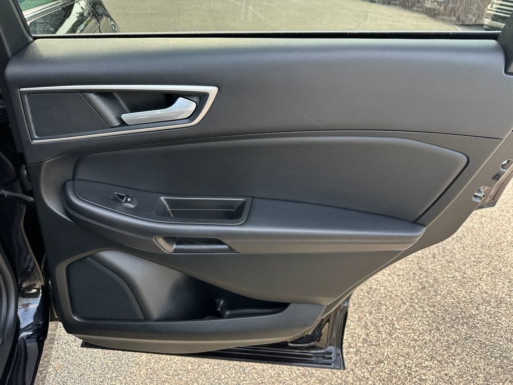 Used 2024 Ford Edge SEL AWD/4WD image 34