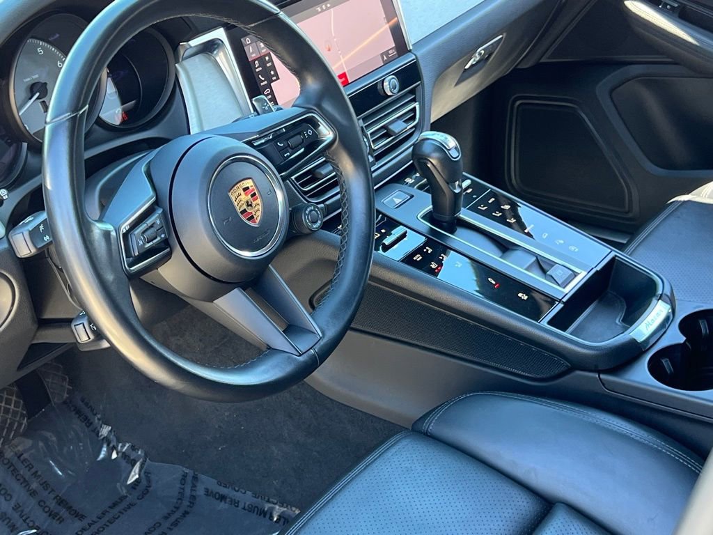 Used 2023 Porsche Macan S w/ Sport Chrono Package image 37