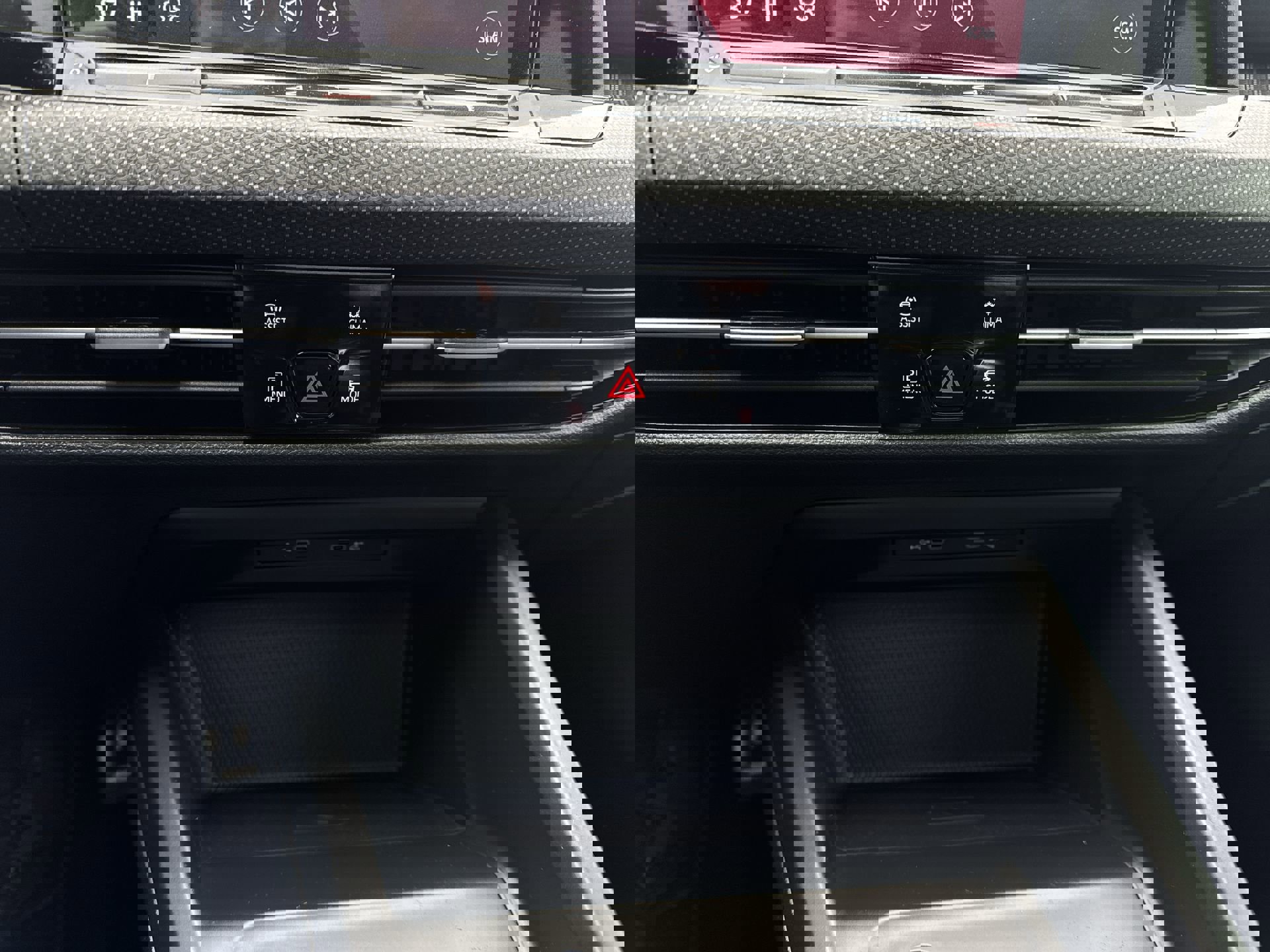 Used 2022 Volkswagen Golf R image 35