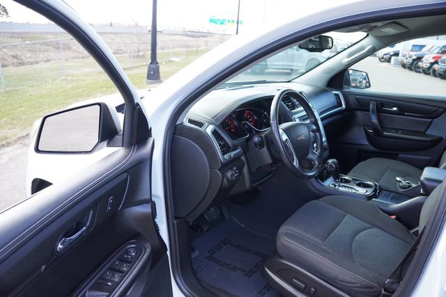 Used 2016 GMC Acadia SLE image 14