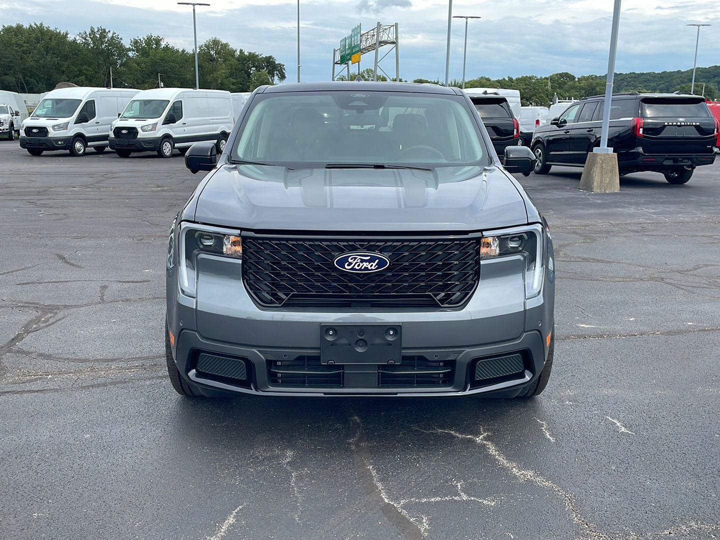 New 2026 Ford Maverick Lariat w/ Black Appearance Package AWD/4WD image 8
