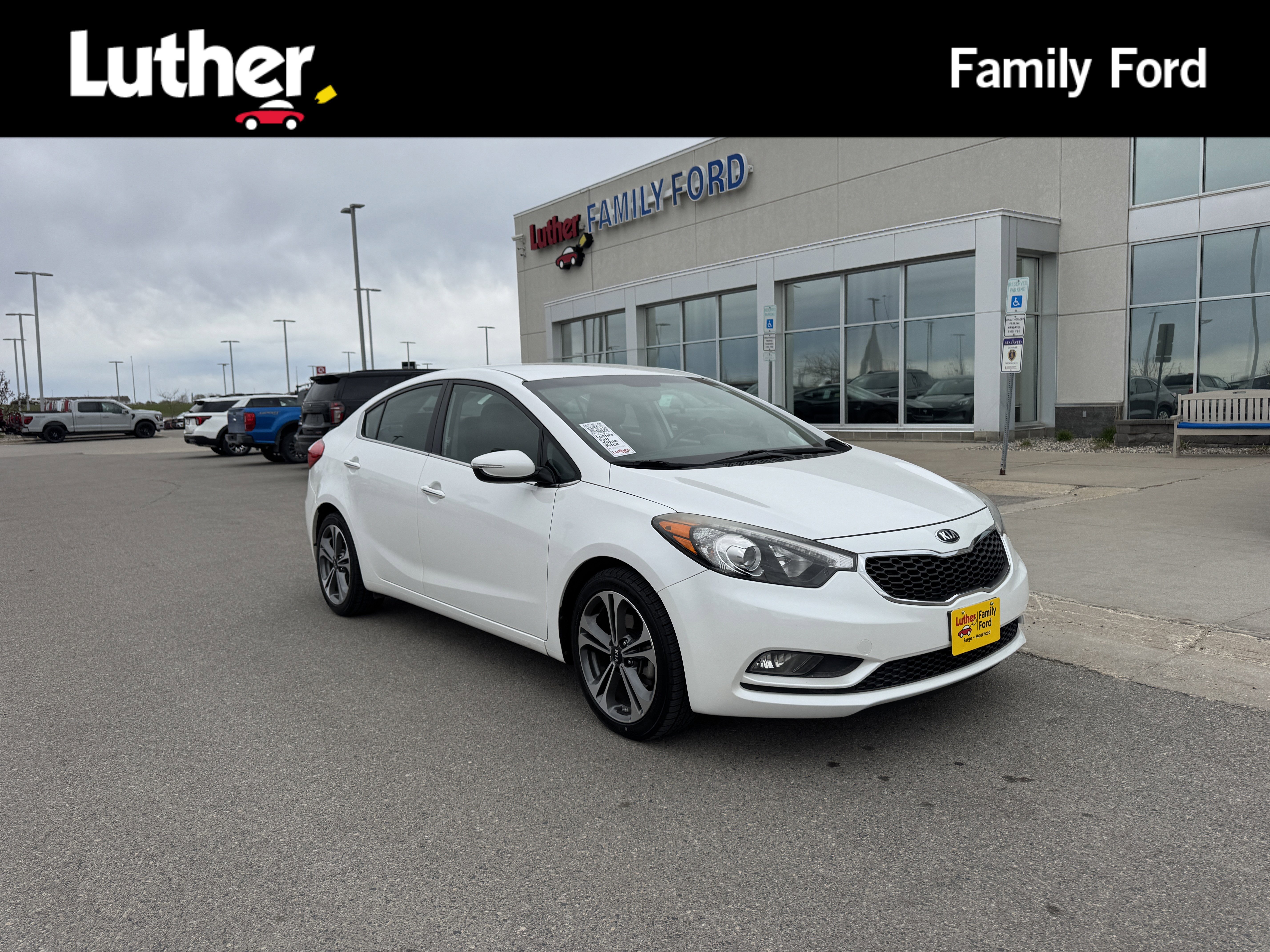 Used 2015 Kia Forte EX w/ UVO Package W/17" Alloys