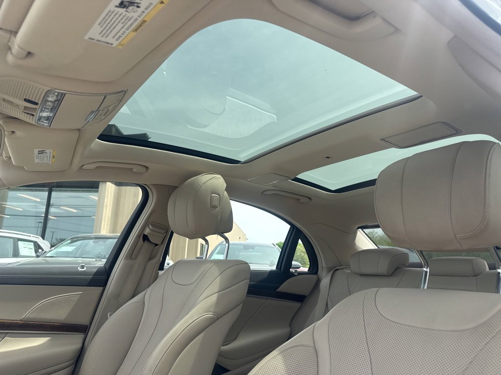 Used 2015 Mercedes-Benz S 550 4MATIC Sedan image 32