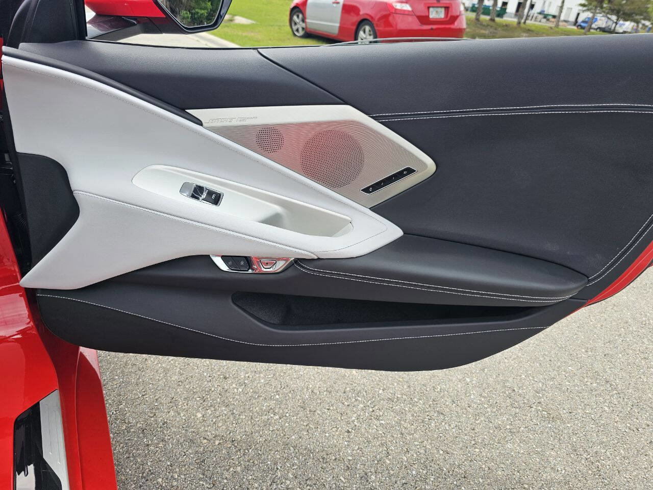 Used 2020 Chevrolet Corvette Stingray Preferred Cpe w/ 2LT Preferred Equipment Group image 32