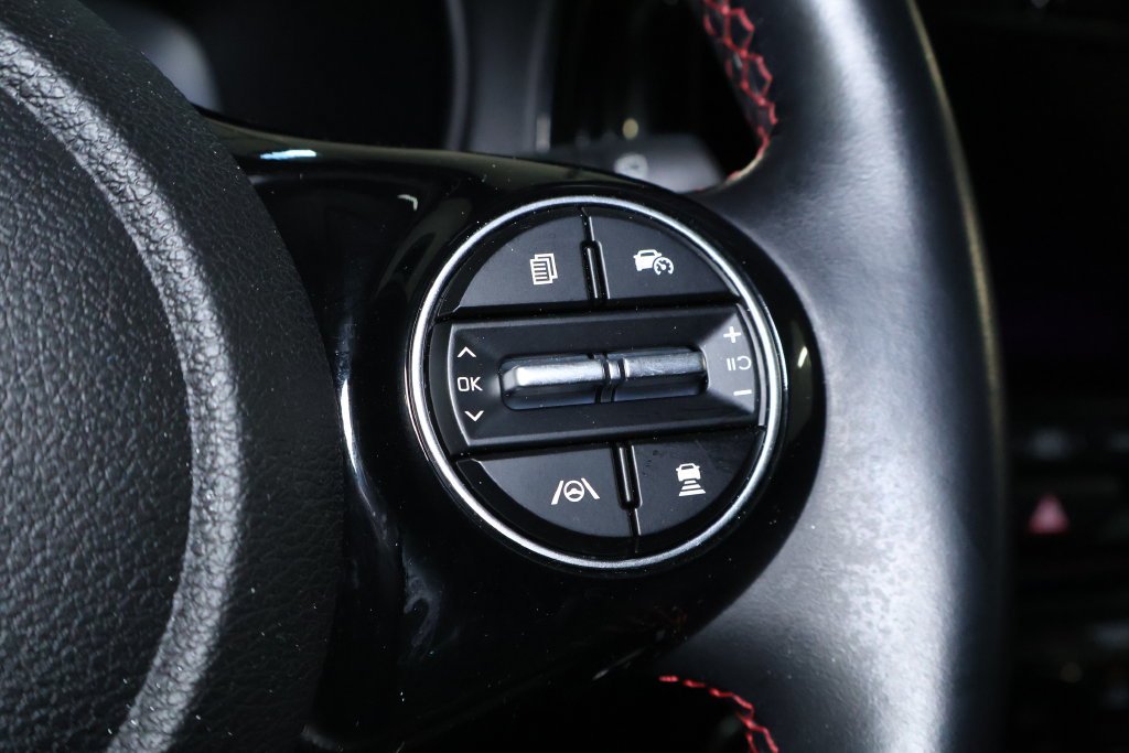Used 2023 Kia Soul GT-Line w/ GT-Line Technology Package FWD image 22