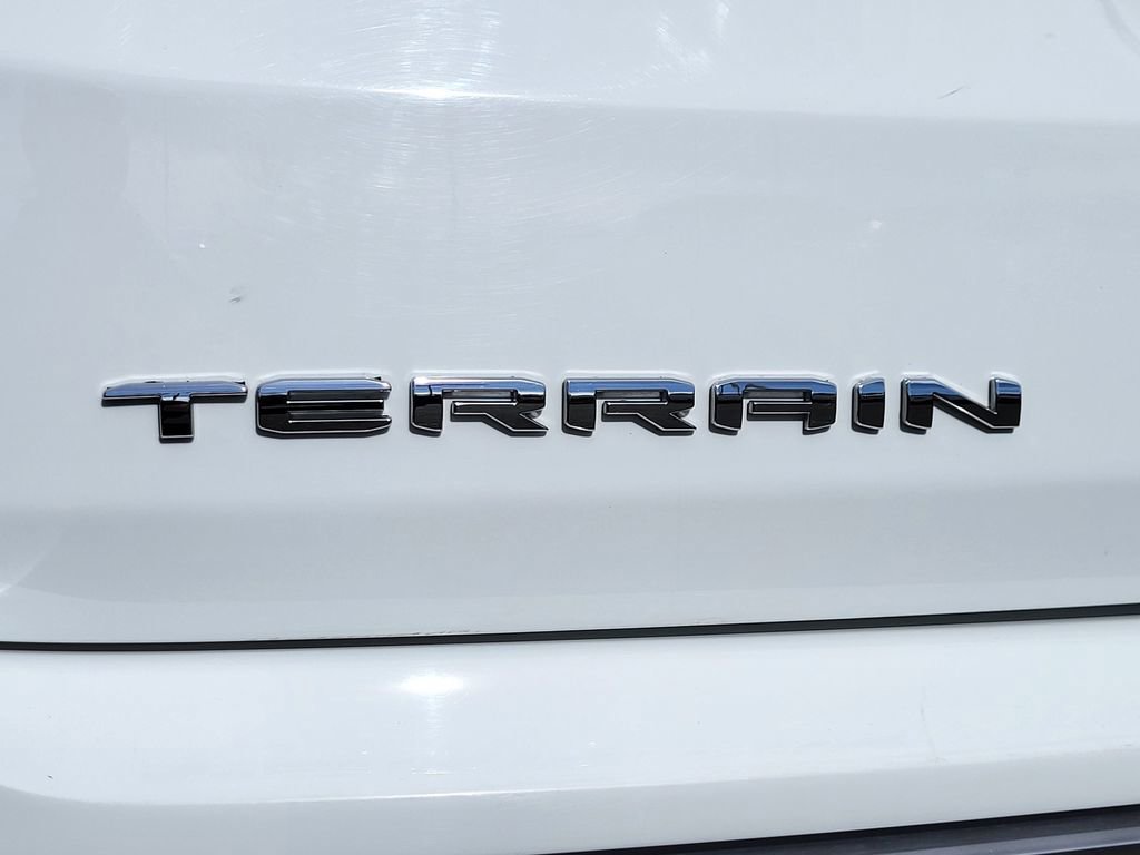 Used 2023 GMC Terrain AT4 image 30