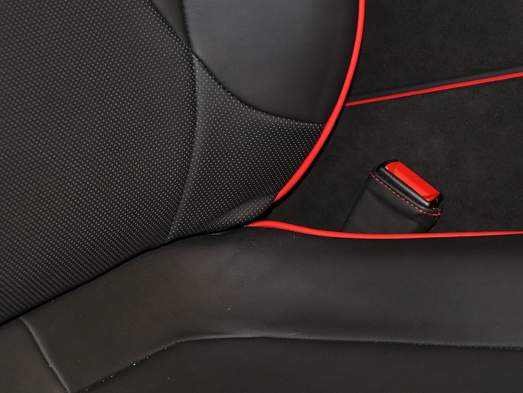 Certified 2024 Ferrari Roma image 34
