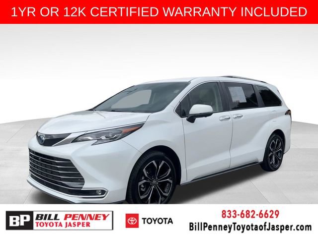 Used 2025 Toyota Sienna Platinum image 1