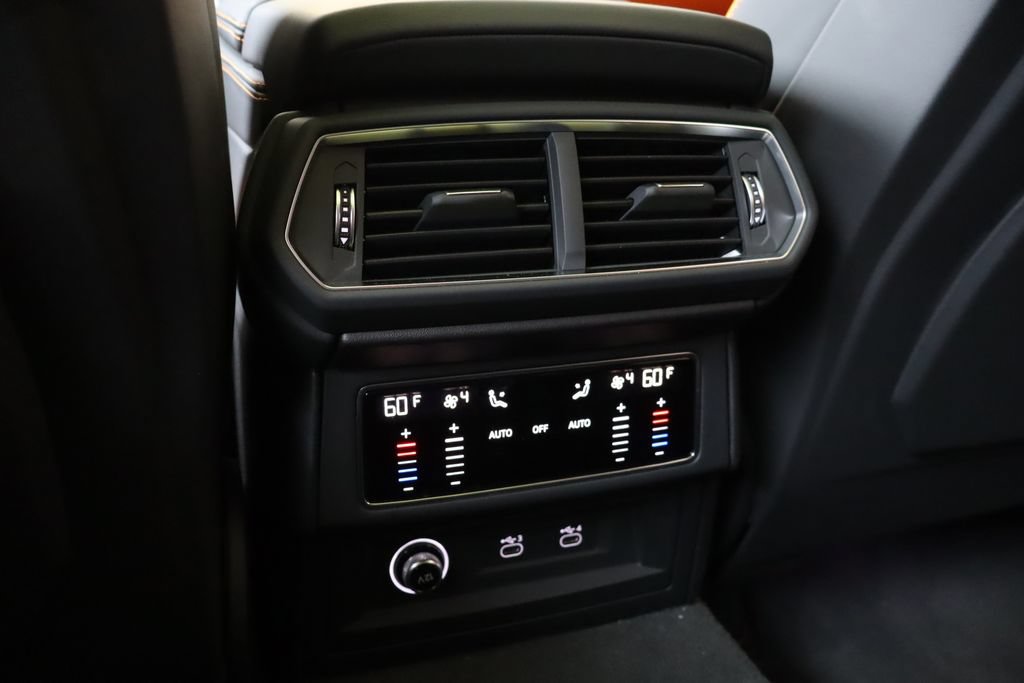 Used 2024 Lamborghini Urus S AWD/4WD image 22