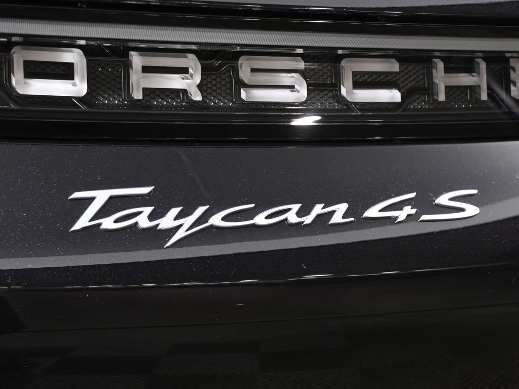 Used 2026 Porsche Taycan 4S AWD/4WD image 44
