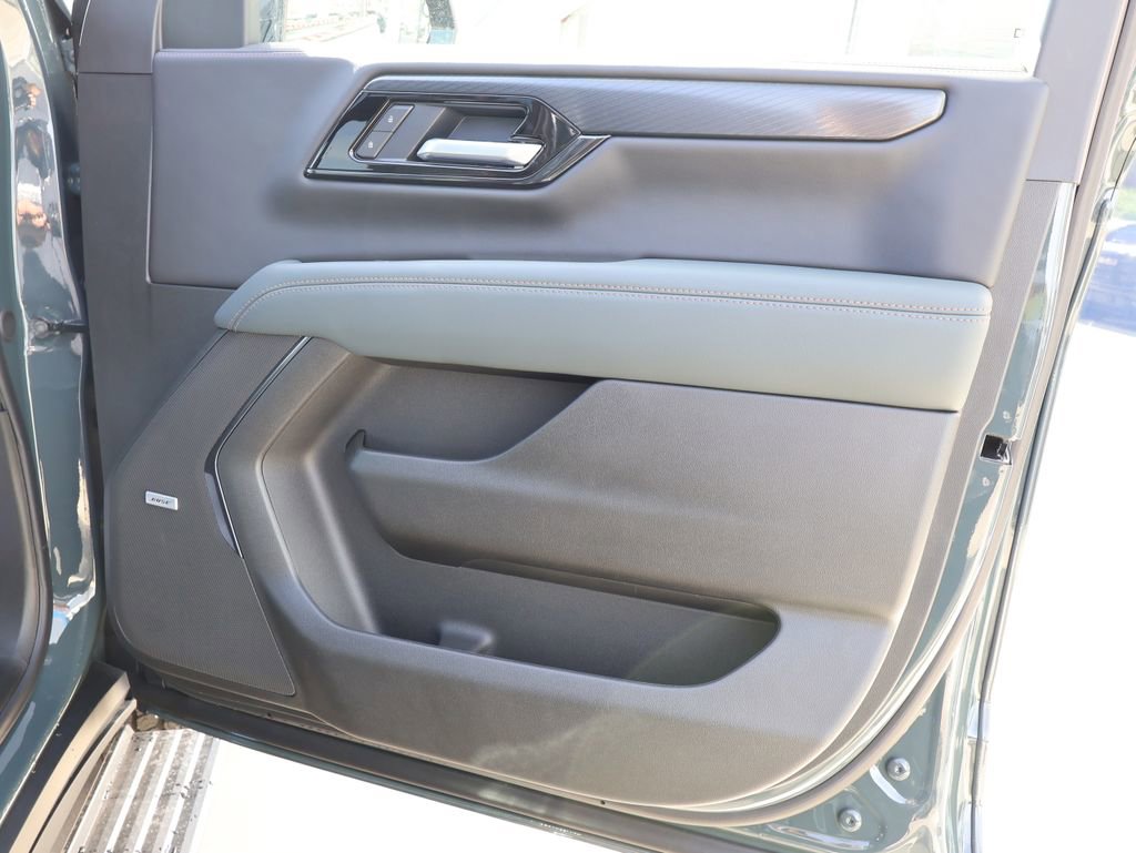 New 2026 GMC Yukon AT4 AWD/4WD image 44