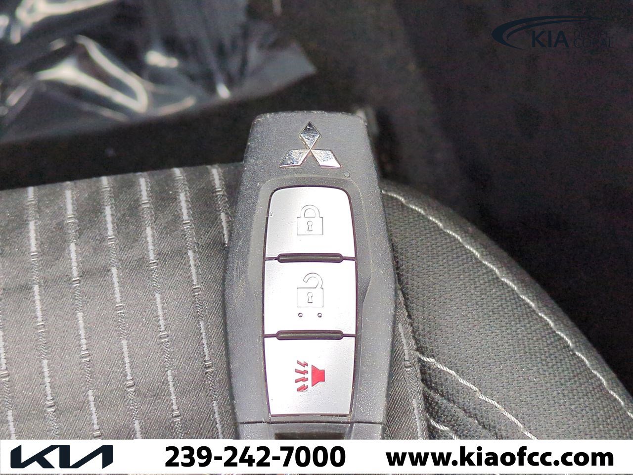 Used 2024 Mitsubishi Outlander ES image 28