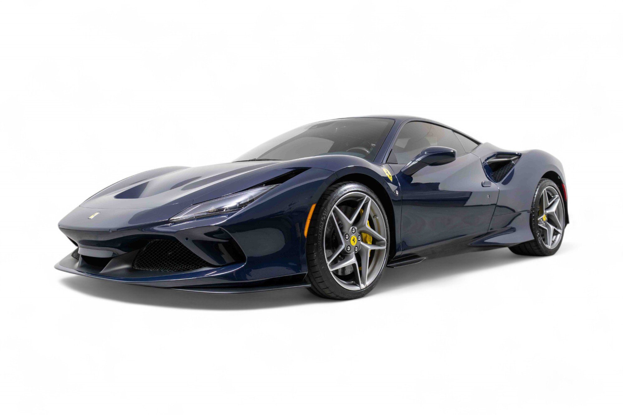 Certified 2022 Ferrari F8 Tributo image 2