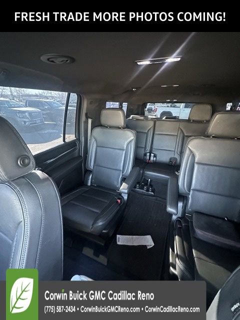 Used 2022 GMC Yukon XL Denali image 7