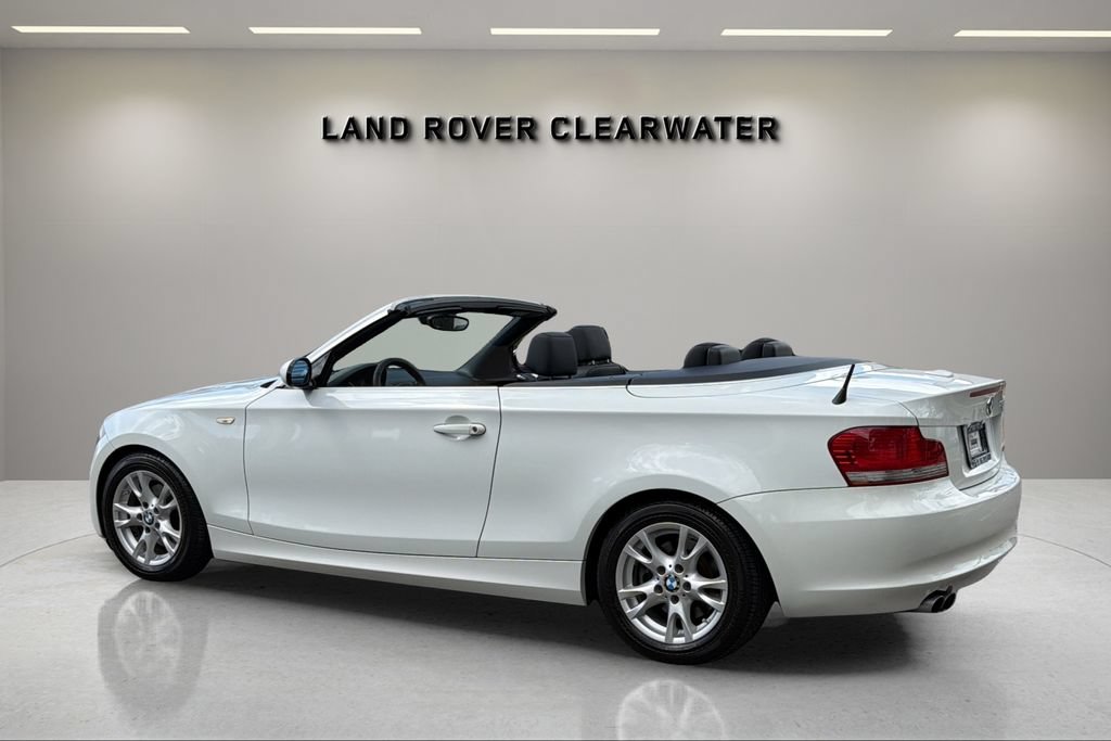 Used 2009 BMW 128i Convertible RWD image 3