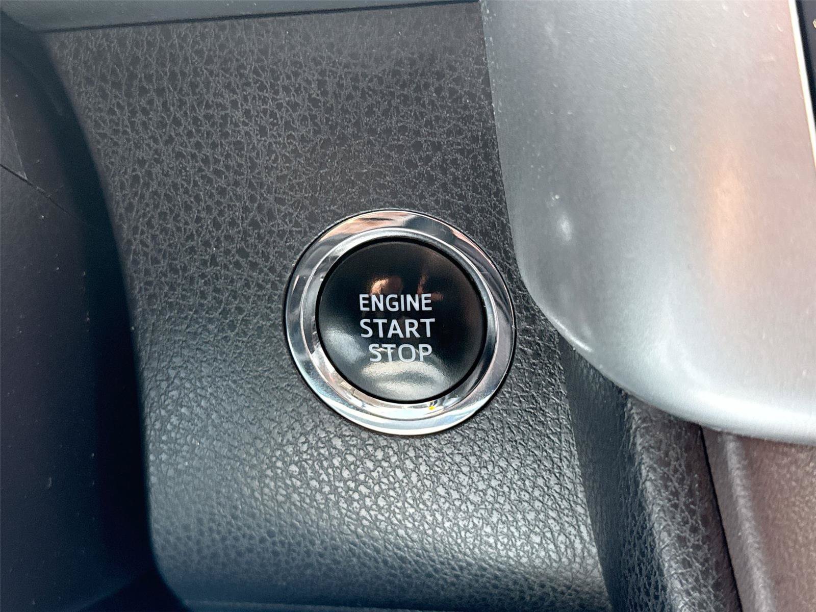 Used 2015 Toyota Highlander Limited AWD/4WD image 36