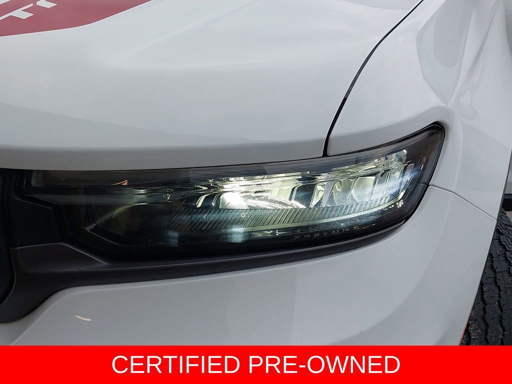 Used 2022 Jeep Grand Cherokee Trailhawk AWD/4WD image 32