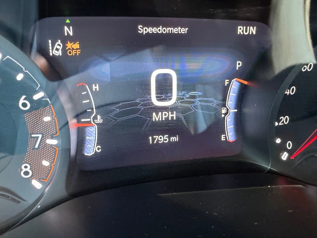 New 2025 Jeep Compass Latitude w/ Sun & Sound Group image 10