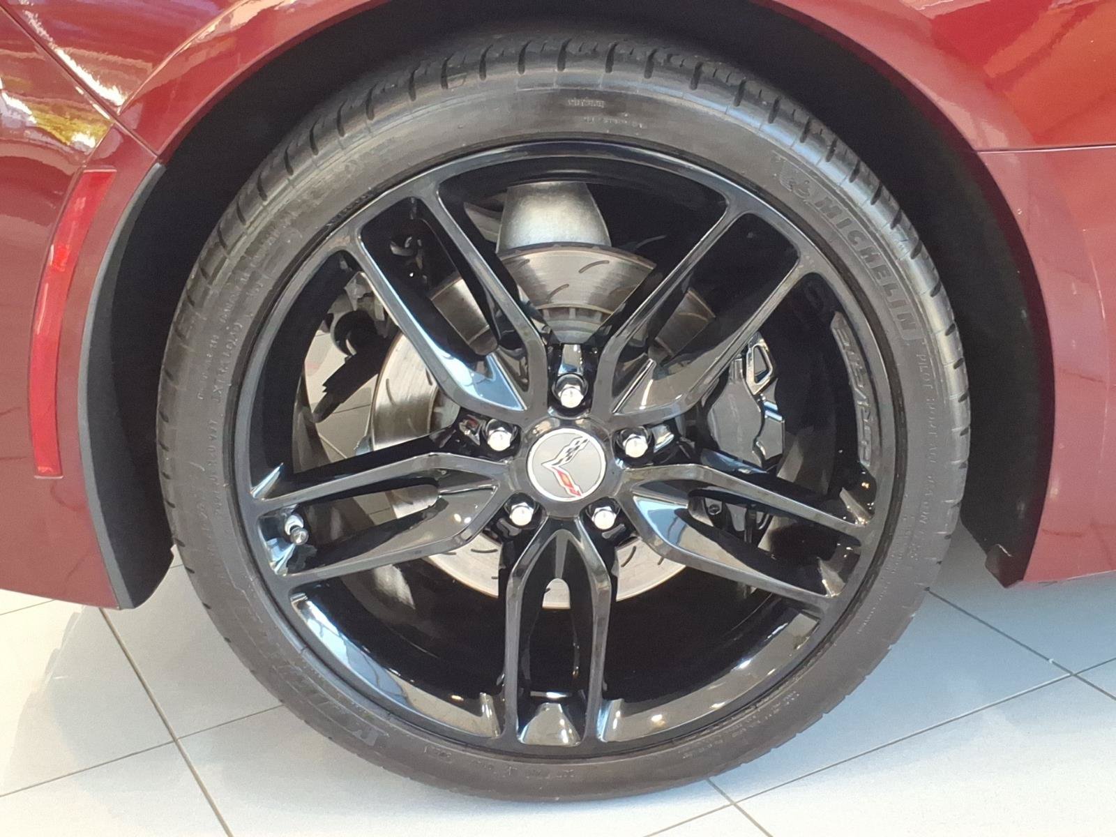 Used 2016 Chevrolet Corvette Stingray Coupe w/ 2LT Preferred Equipment Group RWD image 7