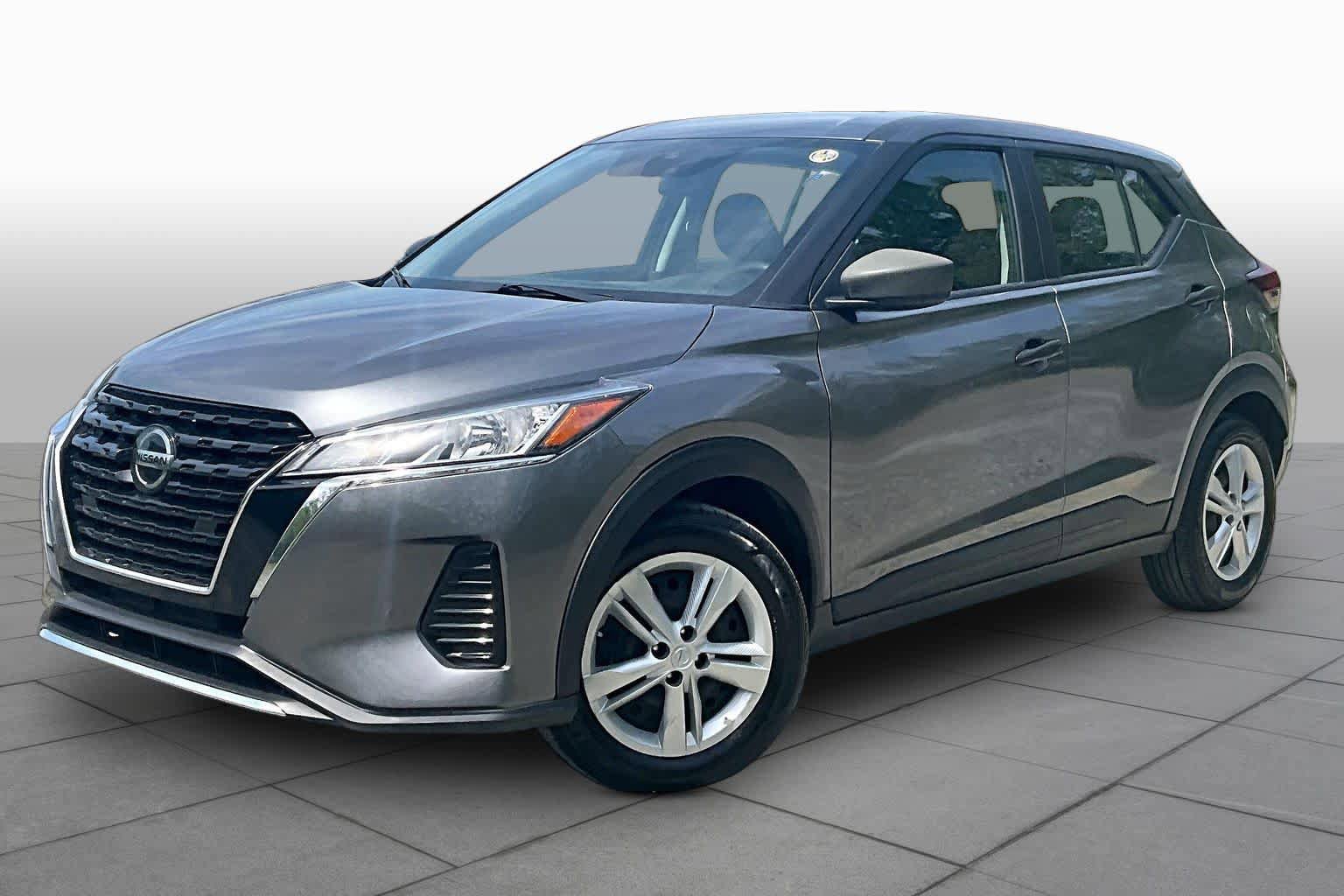 Used 2021 Nissan Kicks S FWD image 1