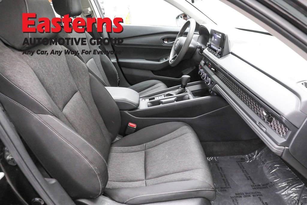 Used 2024 Honda Accord EX image 23