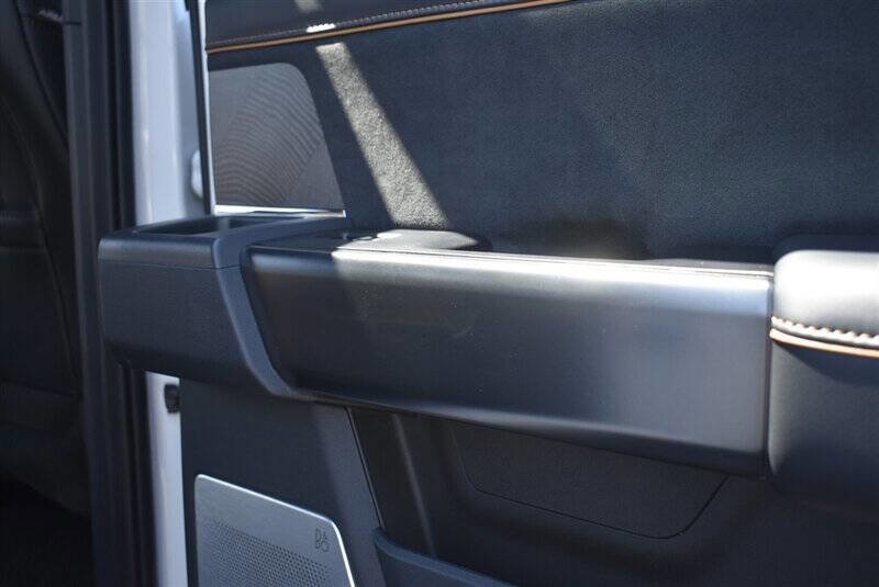 Used 2024 Ford F350 Platinum image 26