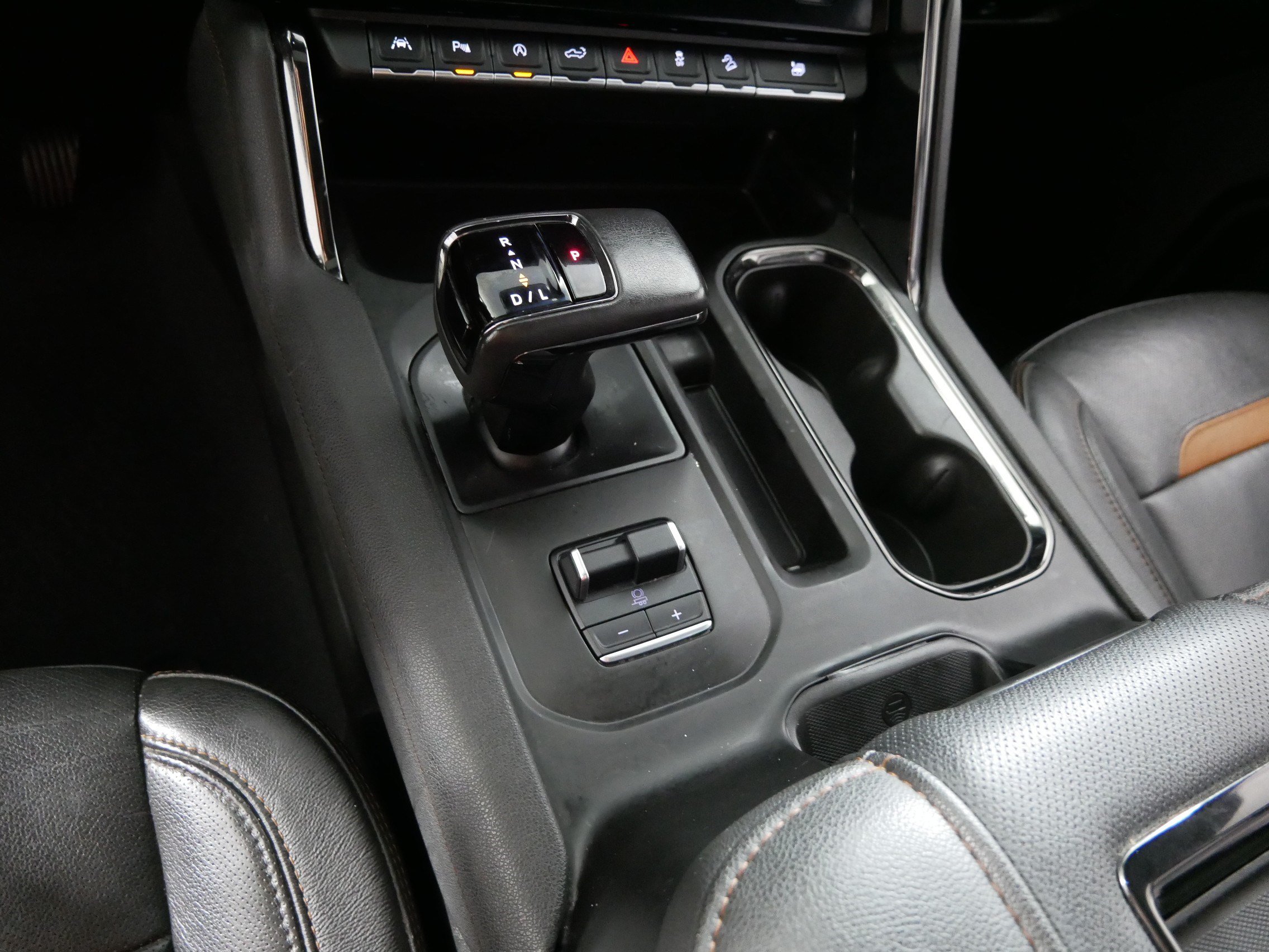 Used 2022 GMC Sierra 1500 AT4 w/ AT4 Premium Package AWD/4WD image 24