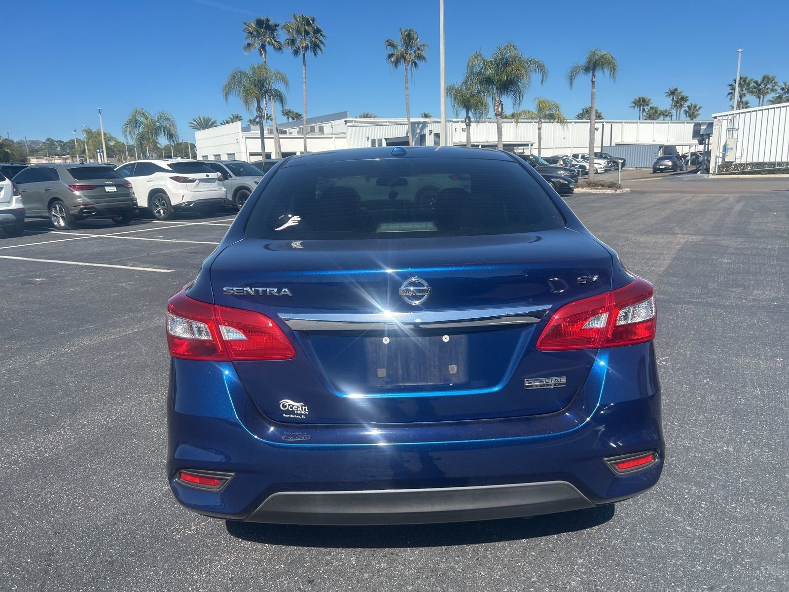 Used 2019 Nissan Sentra SV w/ Special Edition Package image 6