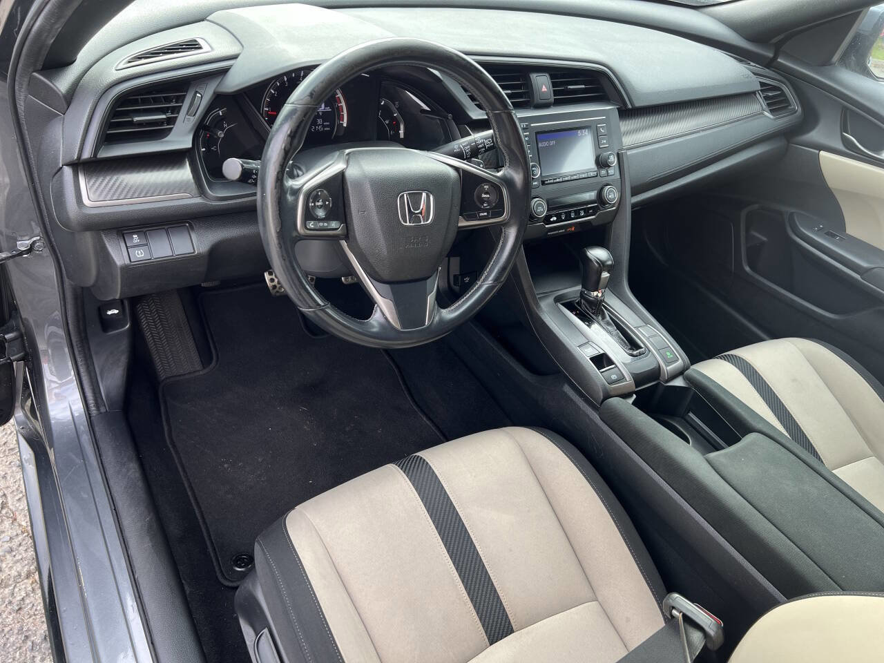 Used 2017 Honda Civic Sport image 11
