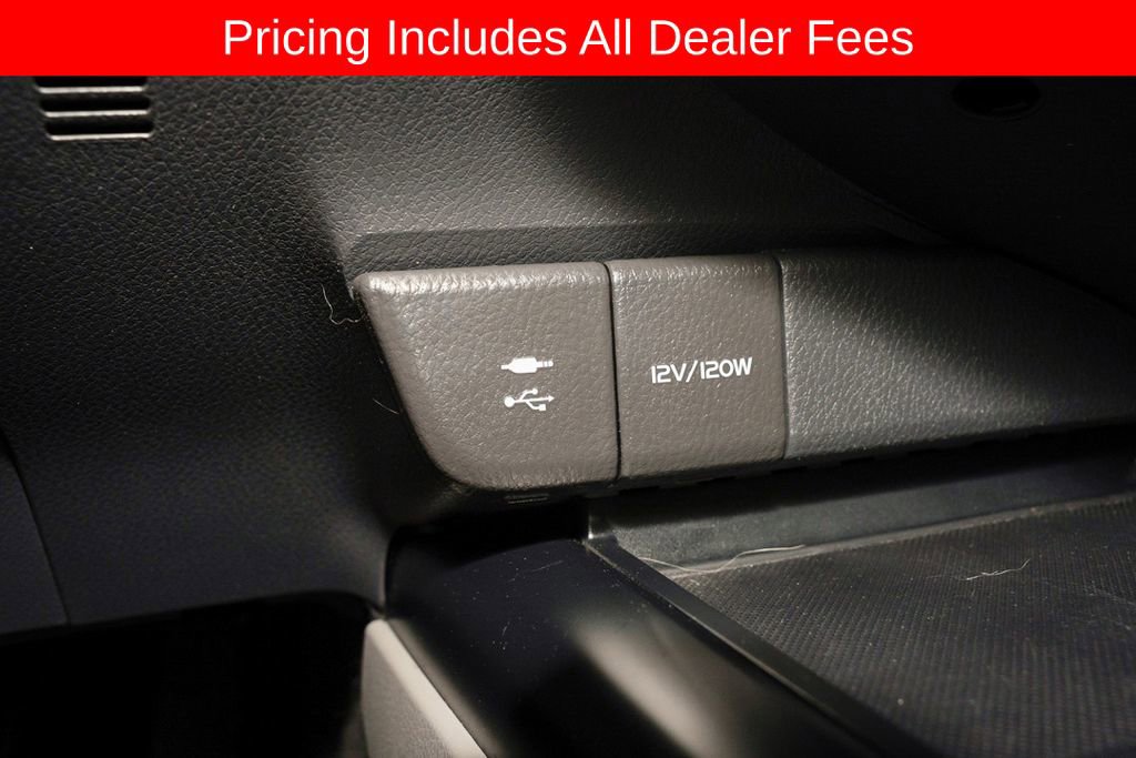 Used 2018 Toyota Camry SE w/ Convenience Package FWD image 13
