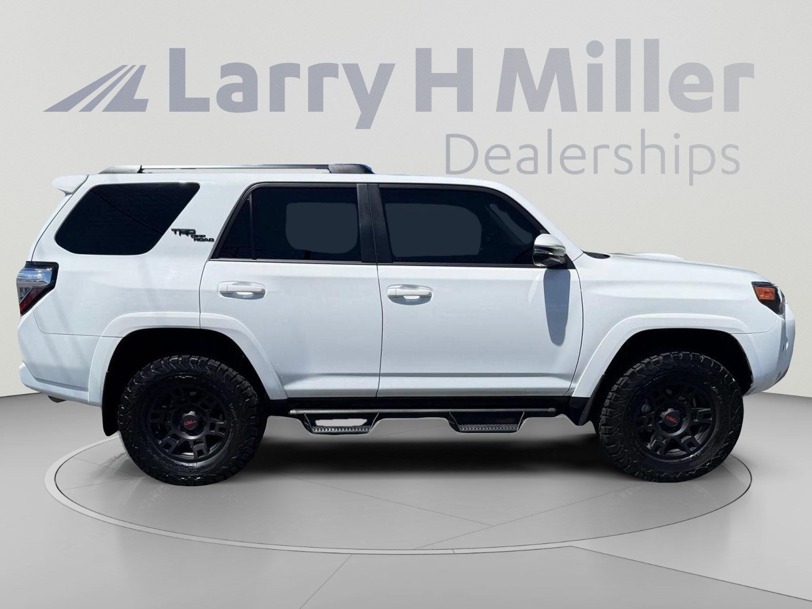 Certified 2023 Toyota 4Runner TRD Off-Road Premium w/ Moonroof Package AWD/4WD image 7