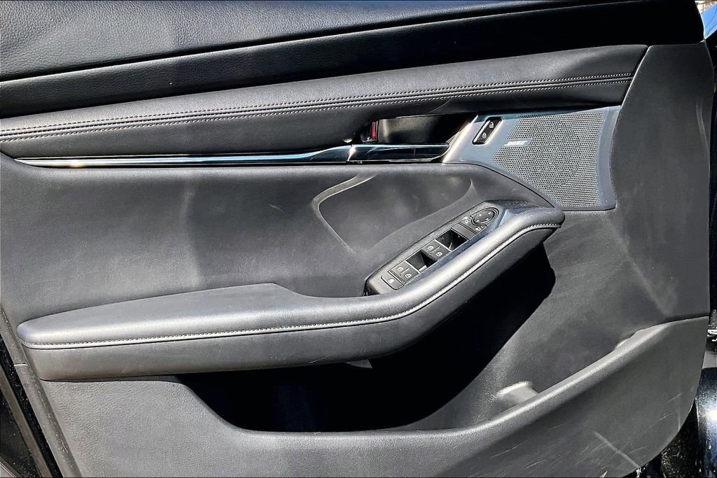 Used 2021 MAZDA MAZDA3 s image 22